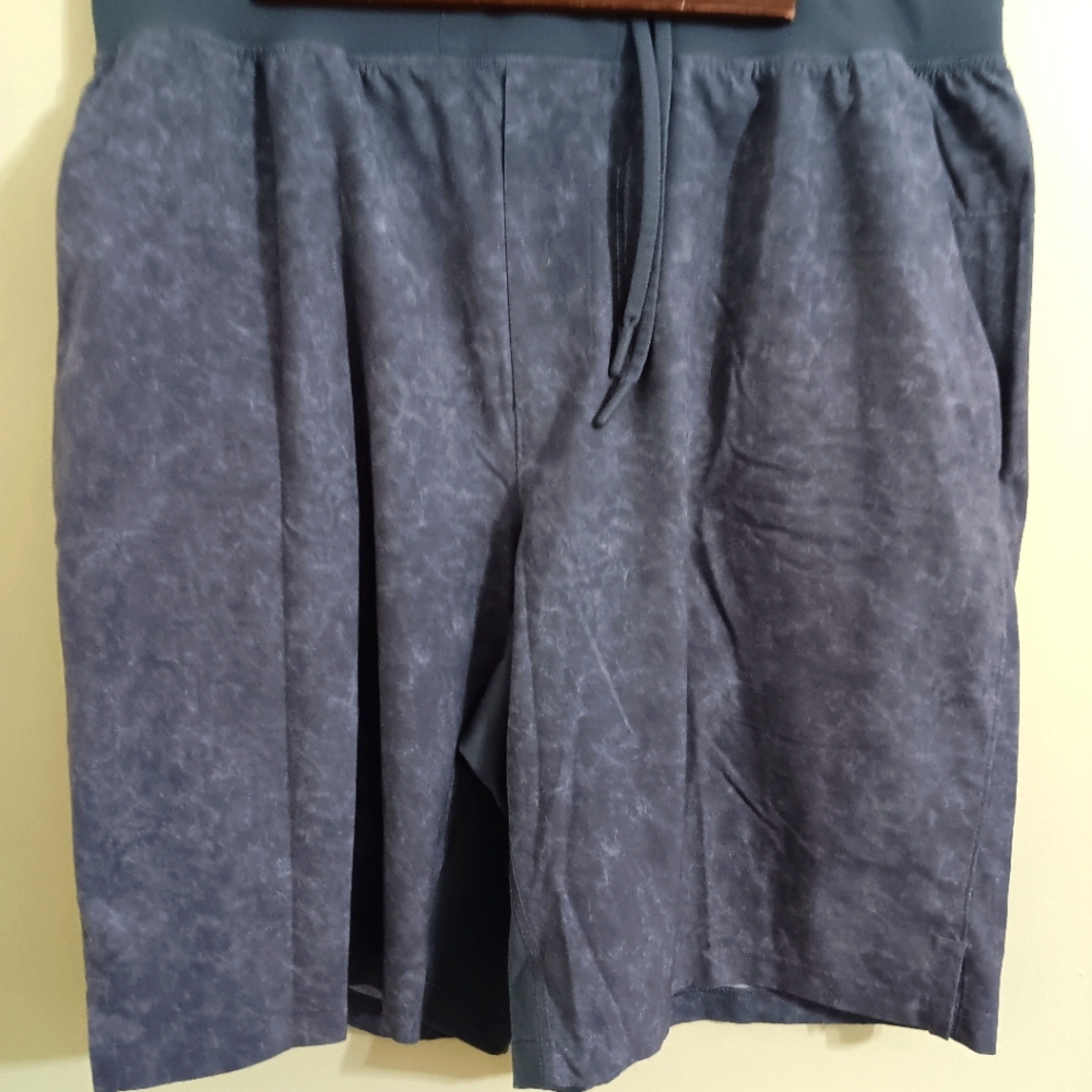 Men's Performance Shorts - Picture 6 of 14